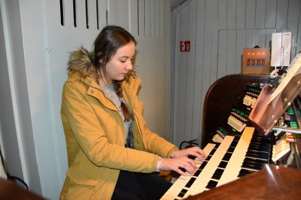 Hanna Płóciniczak na organach